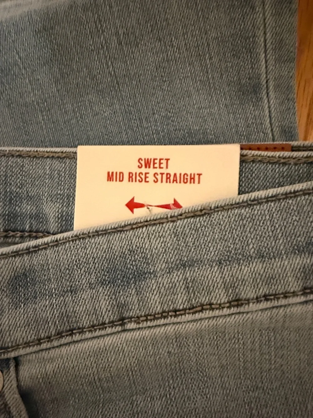 Lucky Brand Light Blue Skinny Jeans with Red Tag - Picture 4 of 7
